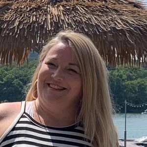 Meet your Posher, Leann